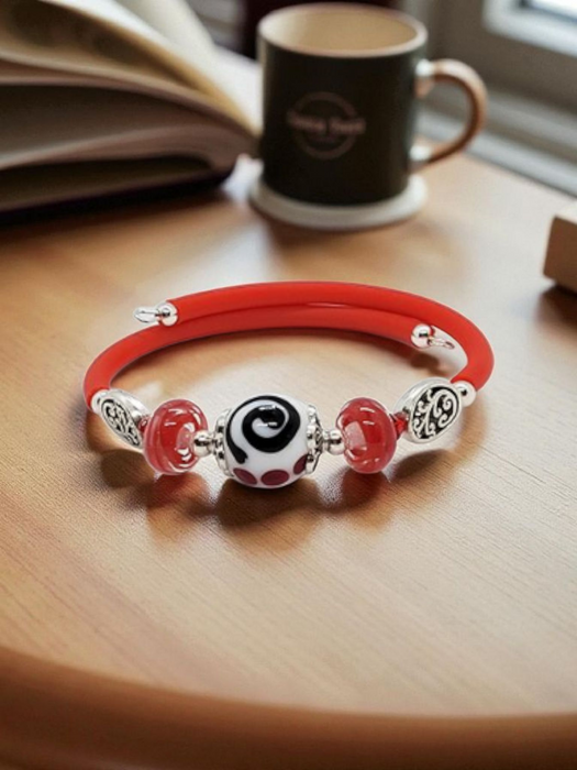 Red, white and black Artisan Glass Memory Wire ladies Bracelet